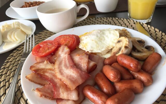 Little Paris Bed and Breakfast