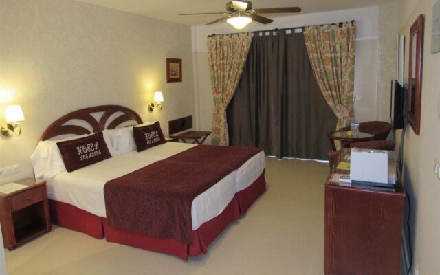 Hotel Los Arcos