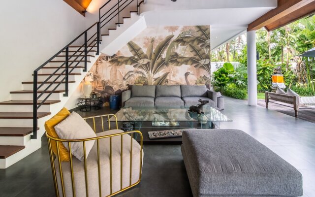 Splendid Private Villa, 4 BR, Canggu With Staff