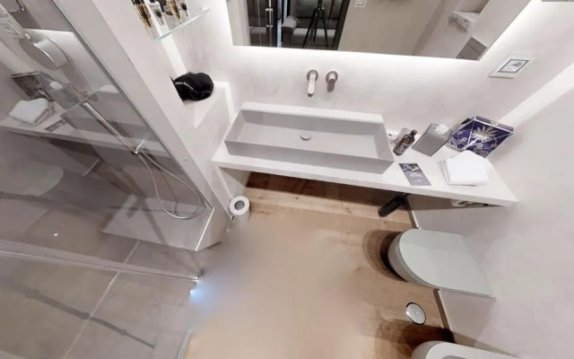 Edward Rooms & Wellness