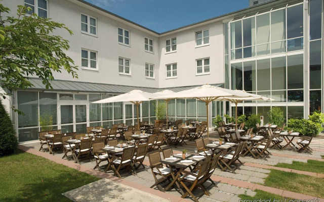 NH Frankfurt Airport