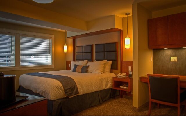 Hotel Penticton, an Ascend Hotel Collection Member
