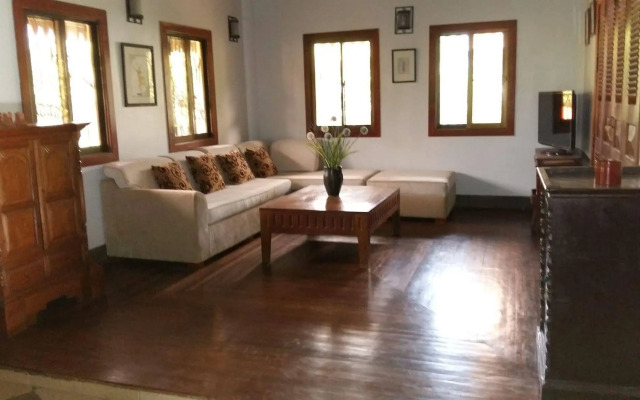 Relax Resort Angkor Villa