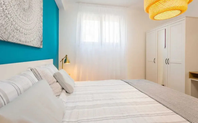 Apartment With Shared Swimming Pool