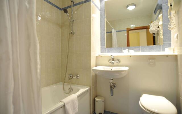Travelodge Alicante Puerto