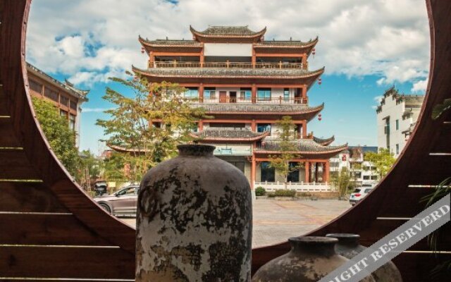 Yikongjian Theme Hotel