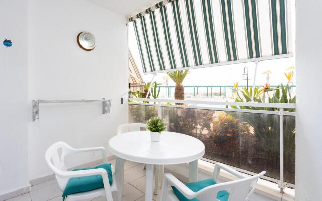 Medano Seastar first line sea view by Edén Rentals