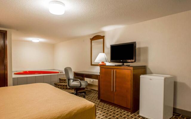 Rodeway Inn & Suites