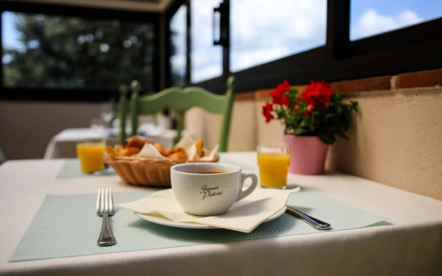 Hotel l'Estirado des Adrets