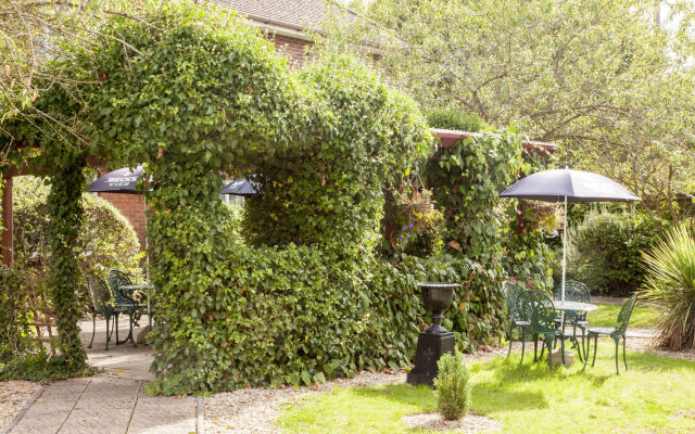 Holiday Inn Reading West by IHG