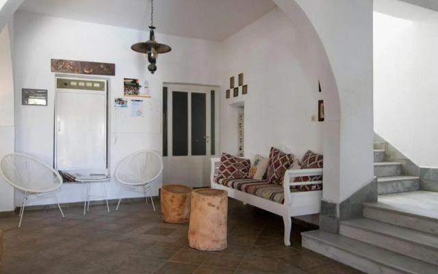 Armadoros Hotel Ios Backpackers