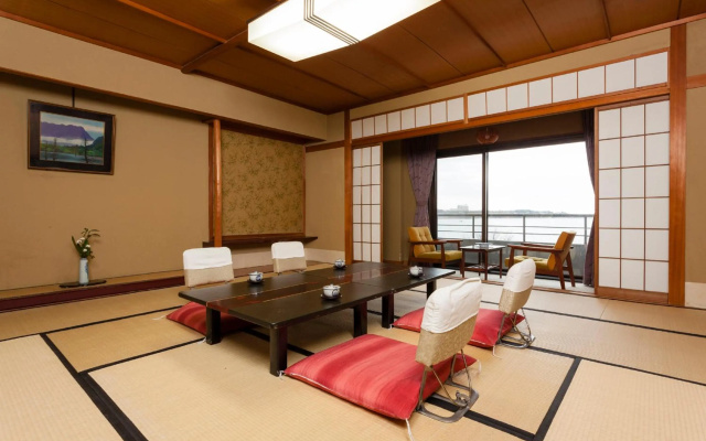 Katayamazu Onsen Kanoya Korakuen – Guest Rooms – Kaga