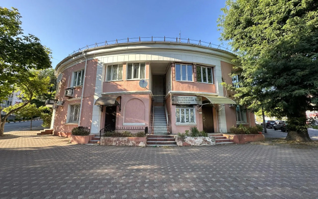 Апартаменты двухкомнатные на улице Шаумяна, 1