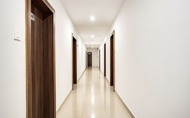 Capital O 60558 Hotel Midhuna International