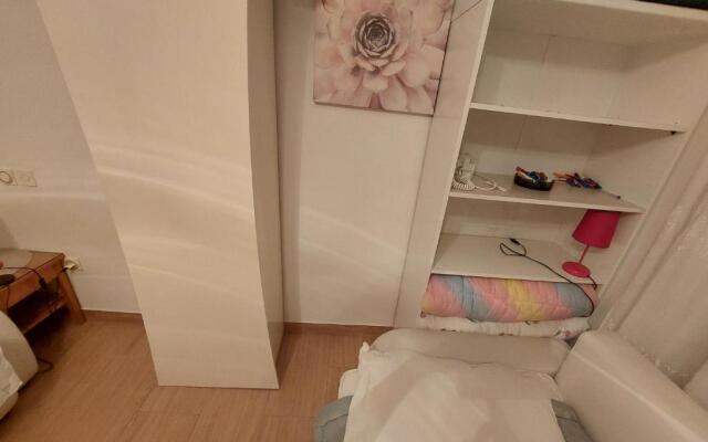 Hana Apartments