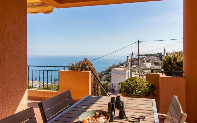 Panorama Traditional House With Private Pool