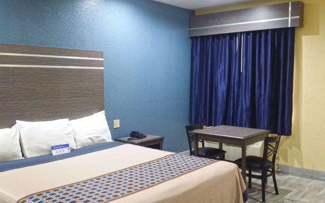 Americas Best Value Inn & Suites Houston NE