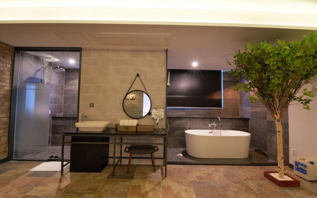 Yeosu K-boutique Hotel