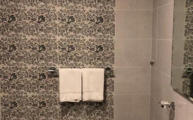 White Beach Hotel Suites