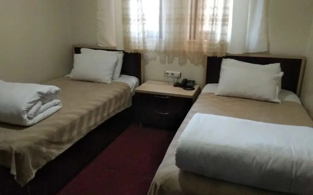 Deniz Otel