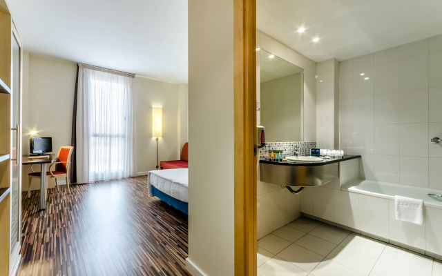 Hotel YIT Ciudad De Zaragoza