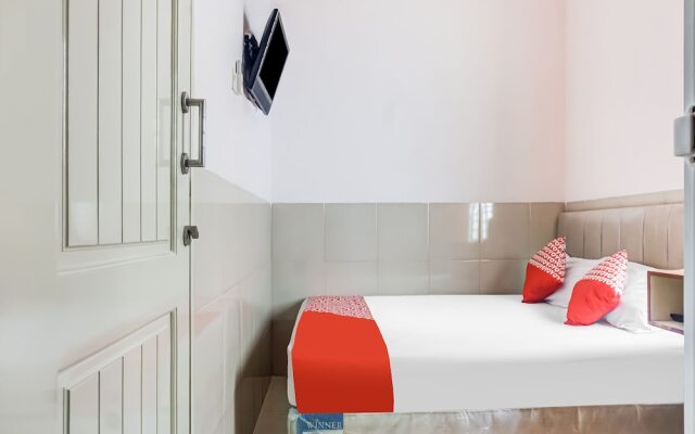 OYO 91316 Hh Guest House Makassar