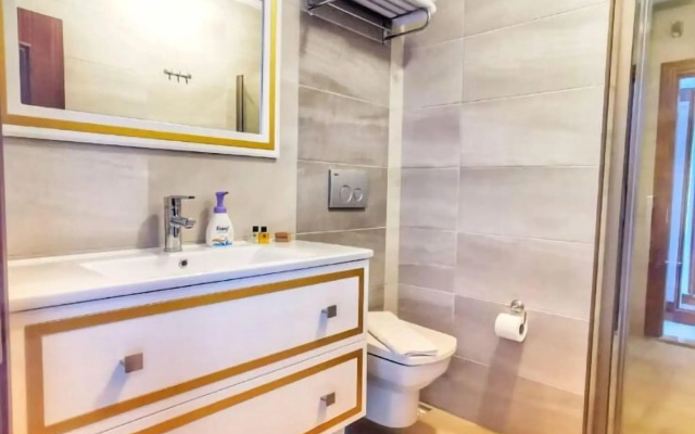Bozcaada Fahri Hotel