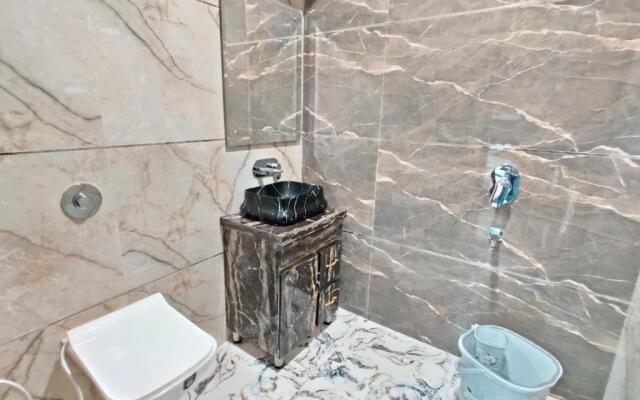 Hotel MK Grand