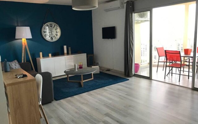 Apartment With one Bedroom in Saint-denis, With Wonderful sea View, Te