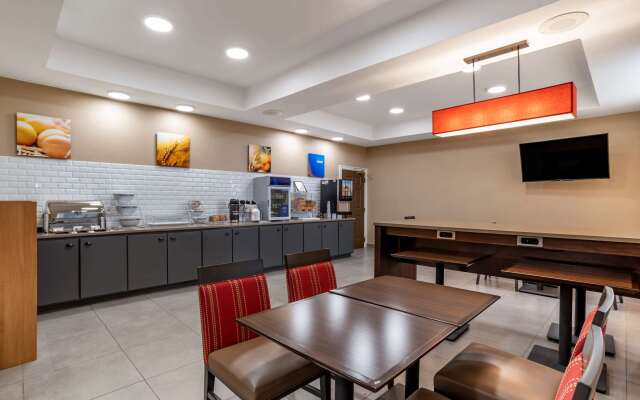 Comfort Inn & Suites Millbrook - Prattville