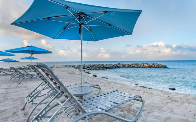 Hilton Vacation Club Flamingo Beach St. Maarten