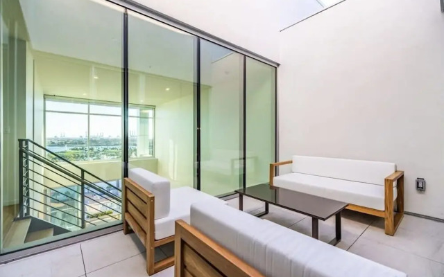 @ Marbella Lane - Luxurious 3BR Penthouse