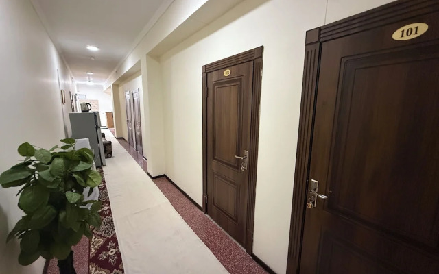 Mamnun Hotel