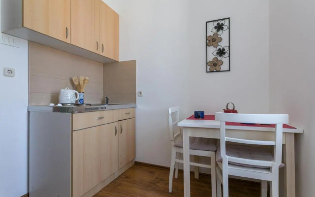 Apartments Miljas 2