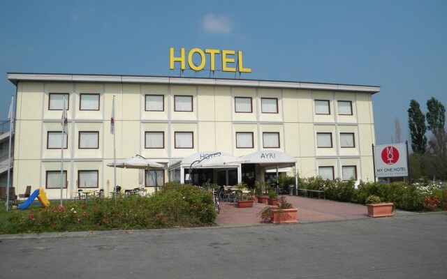 Hotel Ayri