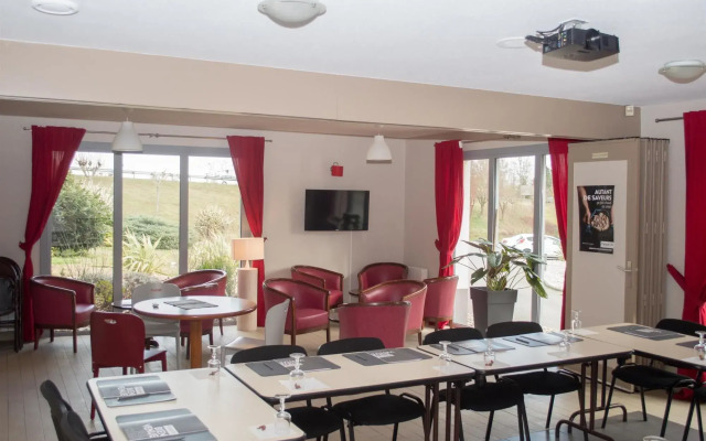 Campanile Villeneuve sur Lot - Pujols