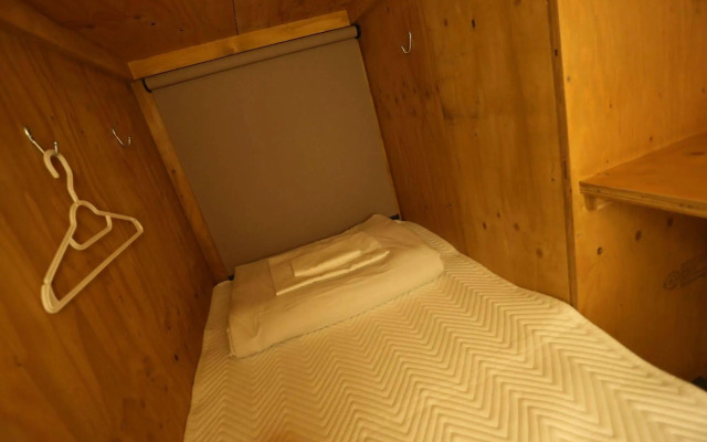 Fuku Hostel Namba