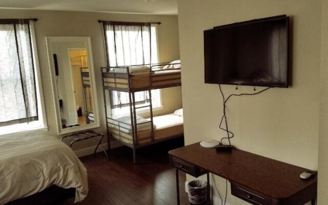 HI Monterey - Hostel