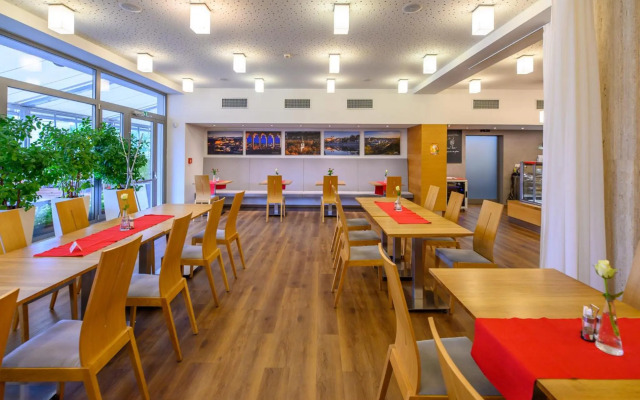 Hotel Atom Třebíč