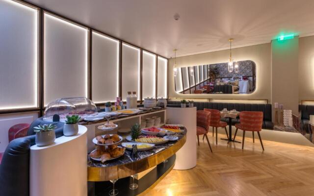 The Convo Porto Hotel & Apartment