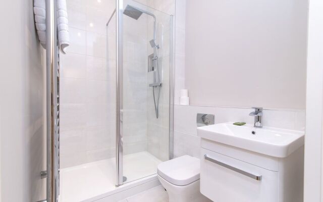 The Hollows - Sleek and Stylish 1Bed