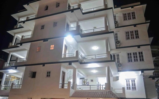 OYO 789 Hotel Shivam Plaza