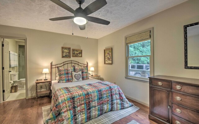 Cozy Clayton Cabin w/ Deck & Mountain Views!
