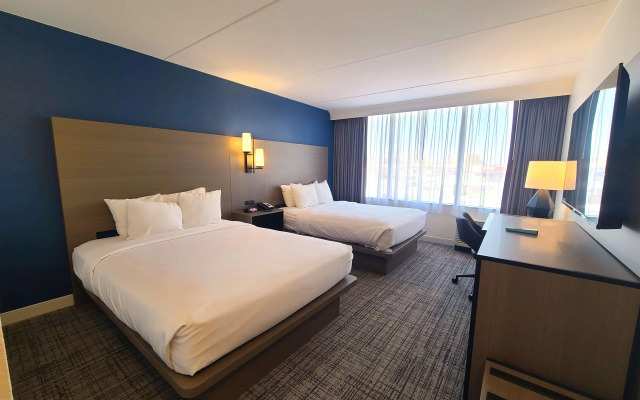 Best Western Plus Lower South End