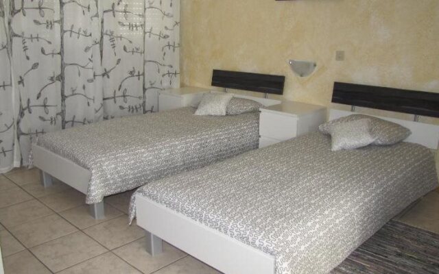 Residence Tell