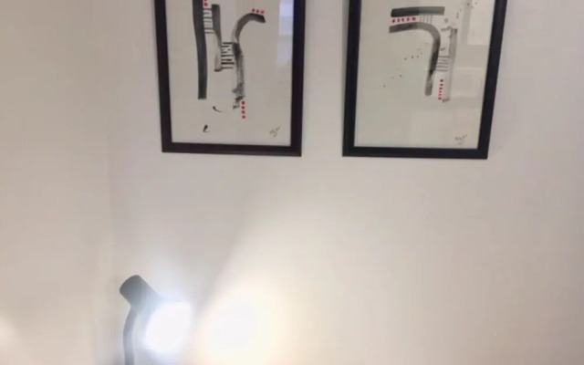 Studio Downtown - Metro Sherbrooke