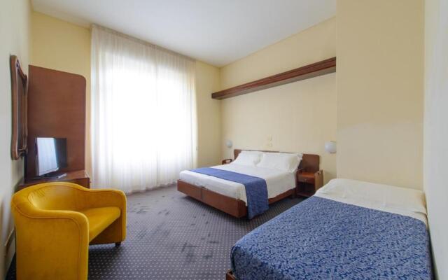 Palace Hotel Domus Mea