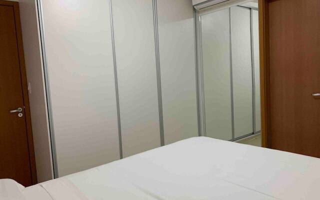 Apto 2 Q ao lado do Hospital Premium