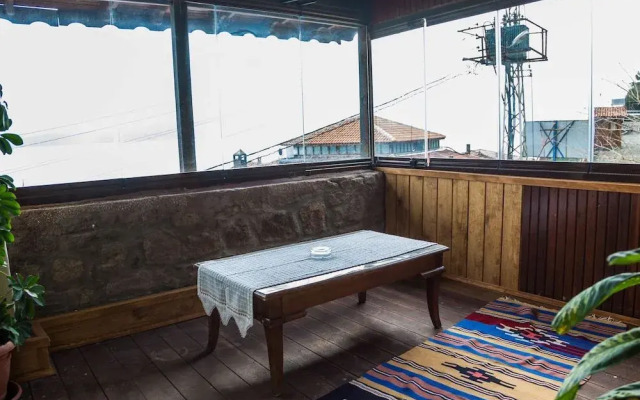 Assos Yildiz Hotel