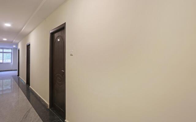 OYO 35467 Shiridi Residency